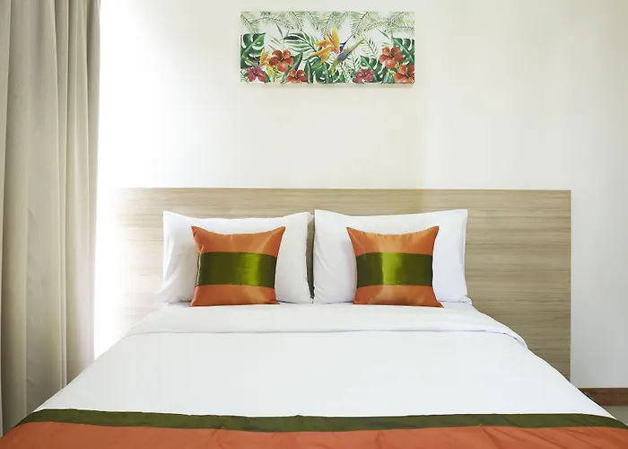 The Plimplace 2 Aparthotel 3*