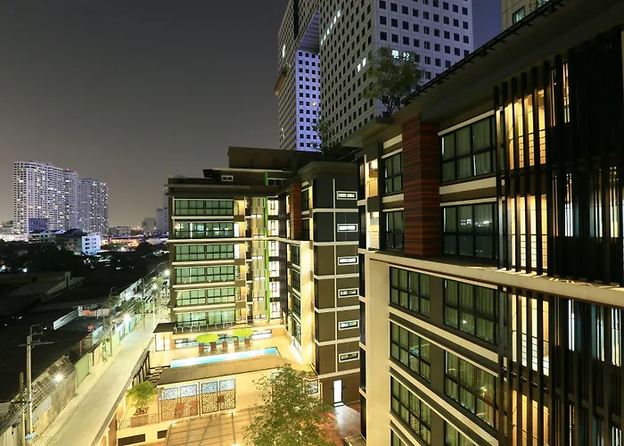 The Plimplace 2 Aparthotel 3*